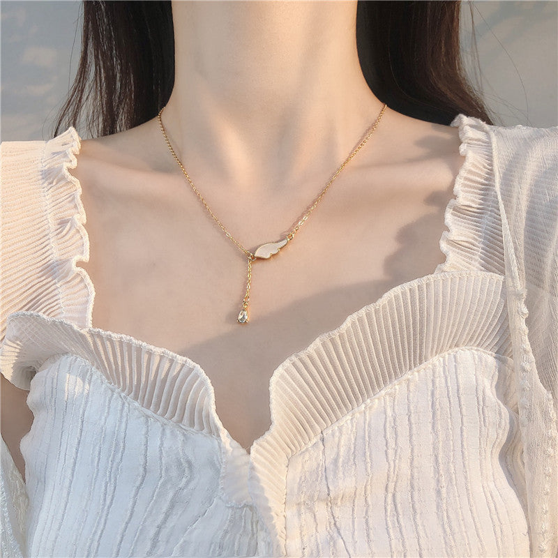 Crystal Pendant Clavicle Chain | Monika Beauty