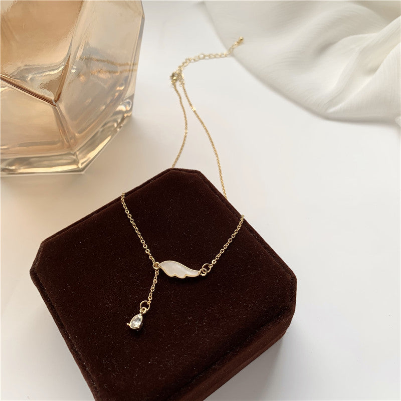 Crystal Pendant Clavicle Chain | Monika Beauty