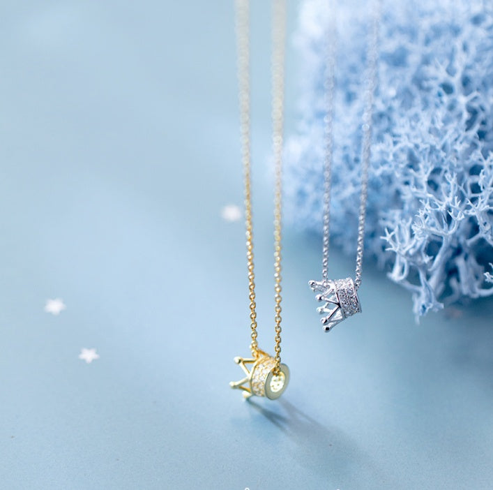 Monika Diamond Crown Clavicle Necklace