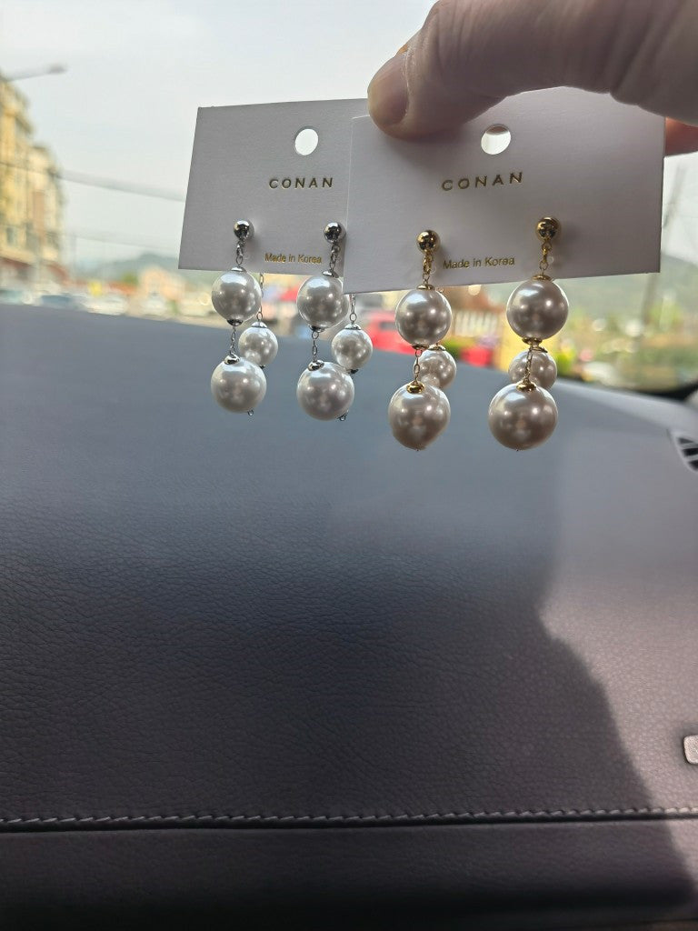 Pearl Beaded Tassel Stud Earrings | Monika Beauty