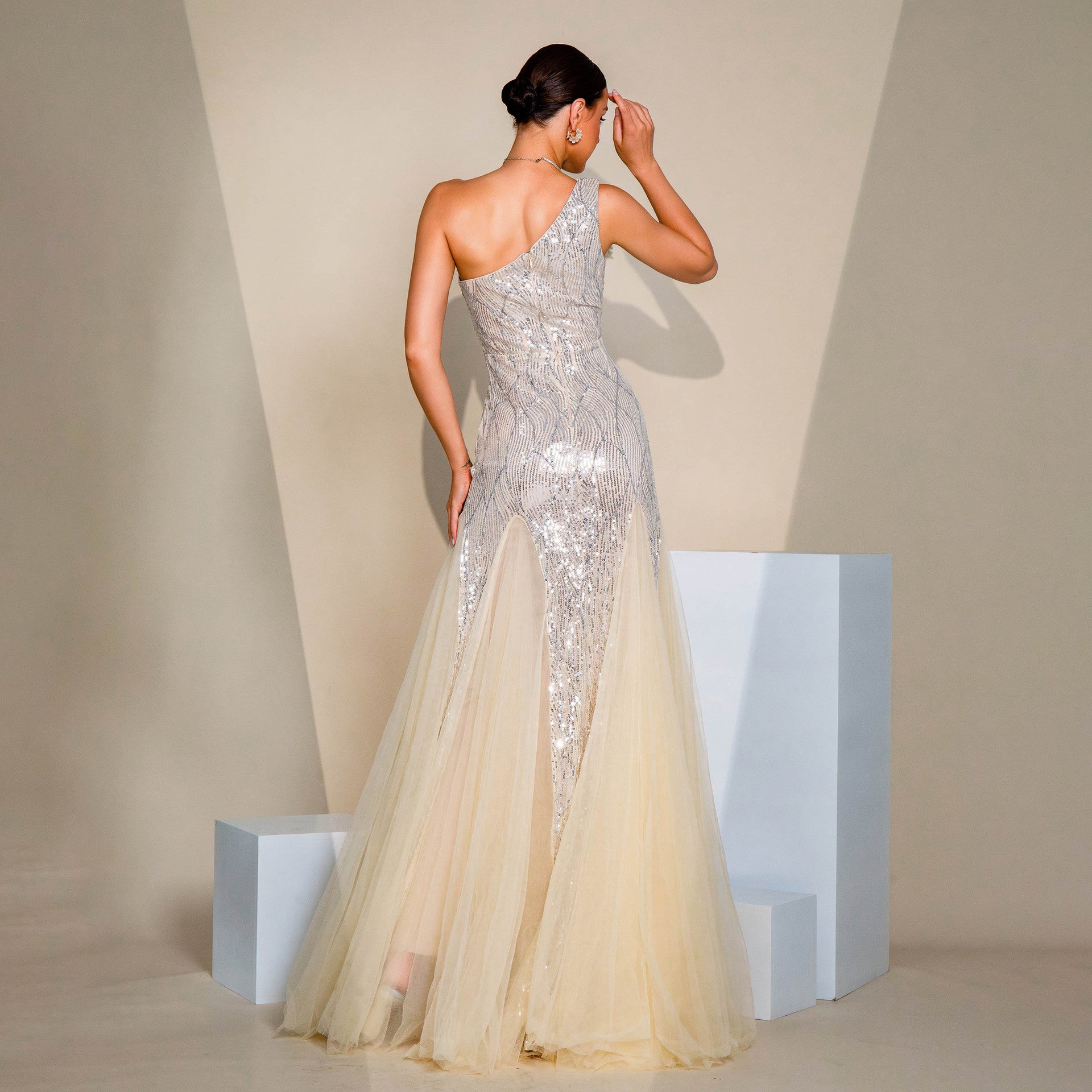 Monika One-Shoulder Slim-Fit Sequined Evening Dress
