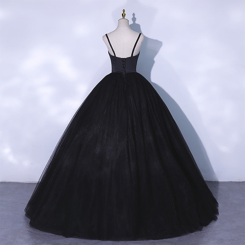 Black Elegant Gown Performance