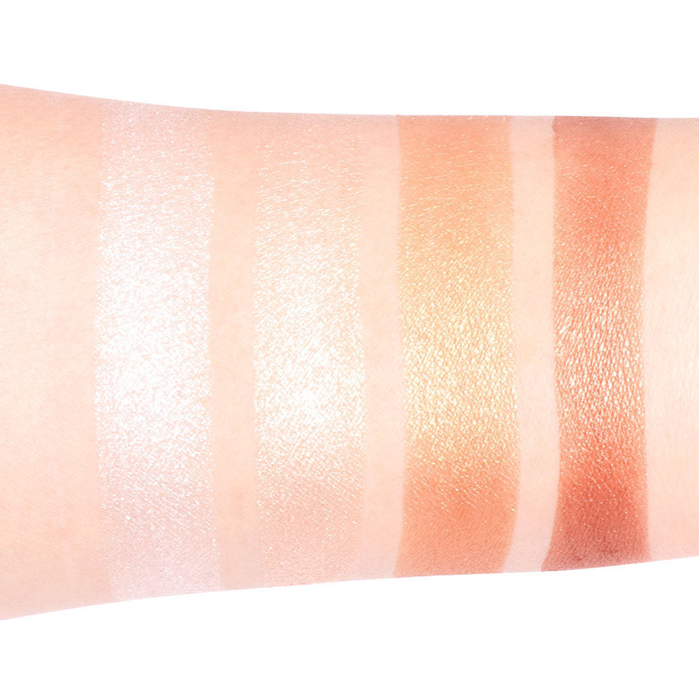 Monika CmaaDu 4-Color Highlighter & Blush Palette