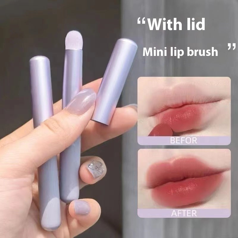 Monika Mini Round Lip Brush