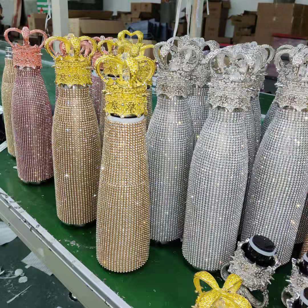 Monika Trendy Crown Cup