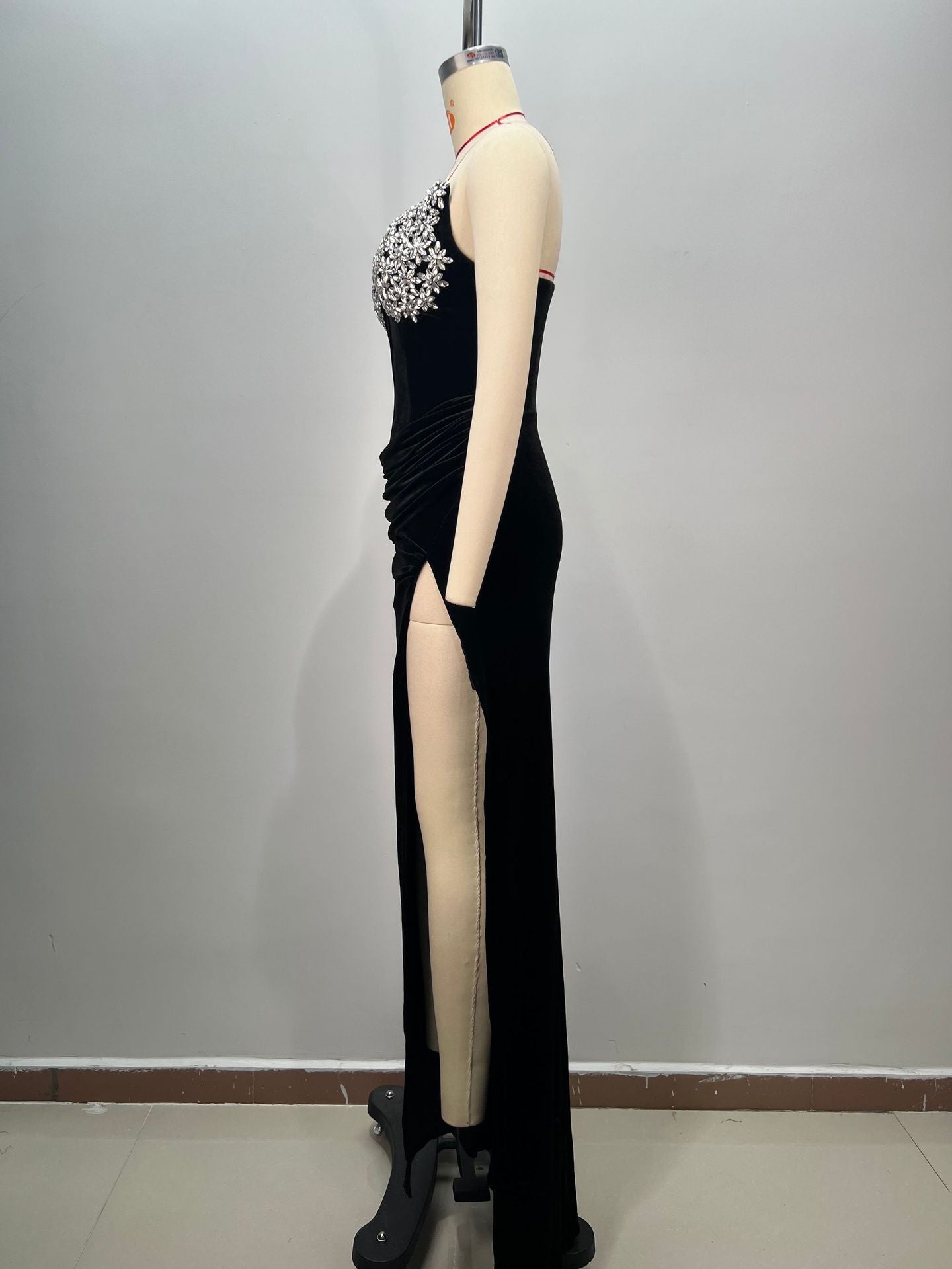 Monika Women’s Black Bandeau Slim-Fit Dress